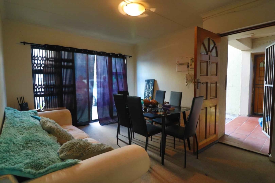 2 Bedroom Property for Sale in Parklands Western Cape